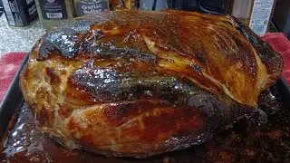 HAPPY THANKSGIVING (GARLIC BUTTER & HERB TURKEY & GLAZED HAM