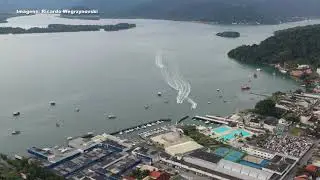 Guaratuba ba&iacute;a e Iate Clube com drone