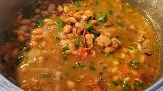 Super Easy Charro Beans