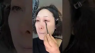 A 49-year-old lonely man and an old man went to the park to see the snow makeup#Beauty