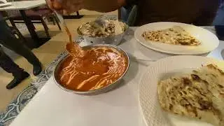 Butter naan 🫓 with butter chicken 🐔 in famous Peshawar restaurant in Hyderabad 