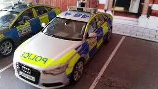 1:43 City of London Police Cars Display