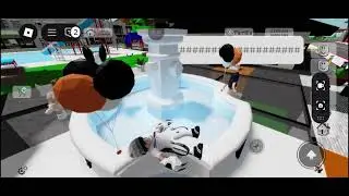 Fofoquei tr&ecirc;s meninas na pra&ccedil;a e no final ganhei uma inscrita #roblox #brookhaven 