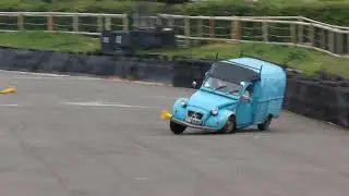 Citro&euml;n 2CV Fourgonette at Goodwood