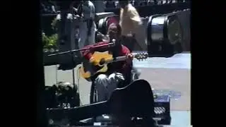 Estate 1995 - San Francisco  - Eagles cover -  #newkidintown #streetartists  - New kid in town