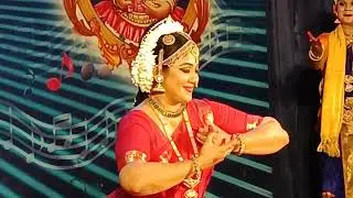 രചന നാരായണൻകുട്ടി ചോറ്റാനിക്കര നവരാത്രി മണ്ഡപത്തിൽ /Rachana Narayanankutty Classical dance