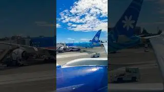 Rare Air Tahiti Nui Spotting & The Iconic Sea-Tac Walking Bridge! 🌉✈️