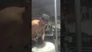 How to insert boot on to the pressure water tank  