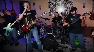 Lawson Lounge Jam Band Cover of Victim of Changes by Judas Priest