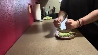 MEZZALUNA KNIFE AND CUTTING BOARD Double Blade herb chopper ULU Knife with 8 inch Recessed Board Set