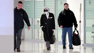 G-DRAGON Touches Down: VIP Treatment at Incheon