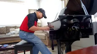 Theme Song from Eddie Ilarde Radio Show 