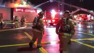 RAW: Firefighters battle early morning fire at Wendy's Lincoln Fields