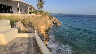 Caribbean Ebb and Flow Below the Signal Point PJ2T Station on Curacao.  20210419 180628