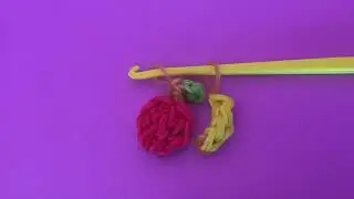 Loom Less Apple Charm🍎 and Banana Charm🍌 ( Hook Only)