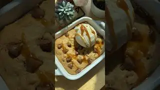 Single Serve Cookie &ldquo;Skillet&rdquo; ✨ (recipe in comments) #shorts