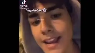 Yağız &Ccedil;i&ccedil;ek 9 saniye boyunca g&uuml;ld&uuml;r&uuml;yor😂