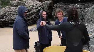 BERRIA SURF CAMP ACOGE UN TEST DE TABLAS DE SURF Y QUILLAS DE LA MARCA DEFLOW.