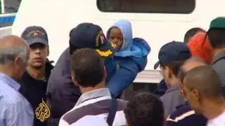 Sub-saharan immigrants arrive in Lampedusa
