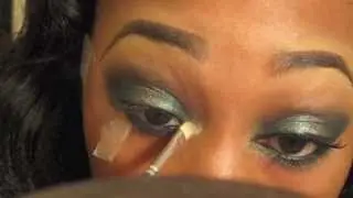 Holiday Look|| Bold Eyes & Lips Collab with MakeupByNesha
