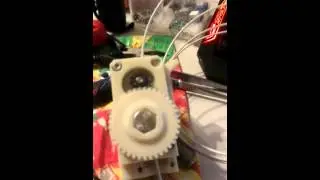 Мини экструдер для 3д принтера на двигателе nema14 \\ nema14 mini extruder for 3d printer