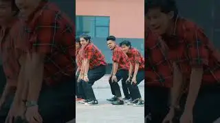 patli kamariya hy hy tirachhi najariya bole hy hyy