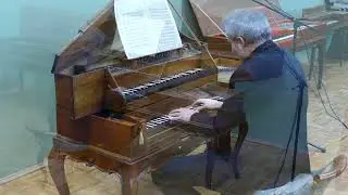 Schweiger plays Edelmann on an interesting Combination Instrument or a Spinet-Piano!!