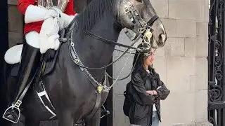 Chinese tourist in shock 😮 when guard shout at her. 