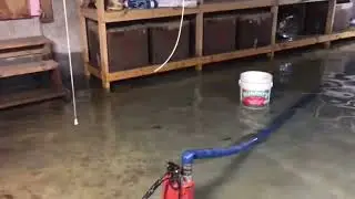 Flooded Basement Water Damage Part 1/ Da&ntilde;os por agua en el s&oacute;tano inundado