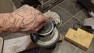 Dyson DC33 Motor Sparks