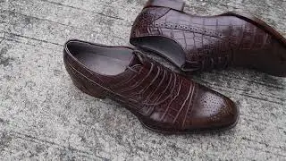 A Crocodile Shoe Brown