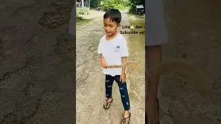 Kreatif!! Rafif dan teman bikin Celurit mainan dari kardus dan pipa.. #trending #shorts