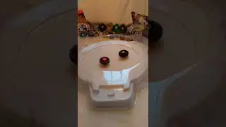 Beyblade battle request: Earth Eagle🦅 VS Gravity Destroyer🛡️