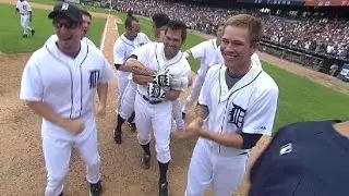 Damon wins it in the ninth with a homer