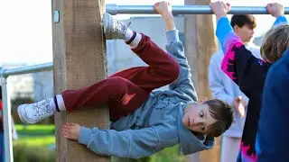 Wat is freerunnen? | Ontdek ons parcours voor freerunning aan het gemeentehuis