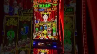 WOW! QUEEN CHIU! A GREAT BONUS ON A $5.00 BET #slots #queen #phoenixlink #slotmachine
