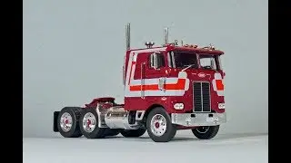 PETERBILT 352 Pacemaker седельный тягач 1:43 (IXO) обзор масштабная модель / Model truck tractor