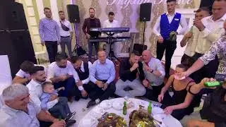 Arjon Ajazi- I zoti shpis tu rrit nera : Kontakt 048 284 245