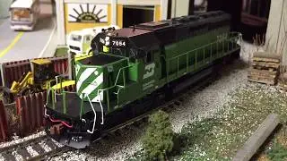 Scale Trains SD40-2 Burlington Northern