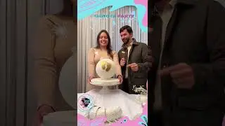 This will be the cutest video in your feed today😍❤️💙 #babyshower #genderreveal