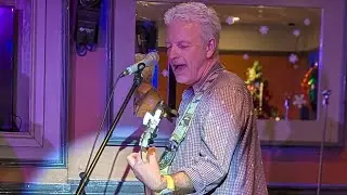 Sia Snowman live guitar cover Paul Strummer Kingfisher Wellingborough open mic December 2025