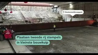 Plaatsen tweede rij stempels in bouwkuip Oosterweelknooppunt