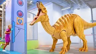 Toy Dinosaurs Are Alive: Prehistoric Animal Adventure for Children