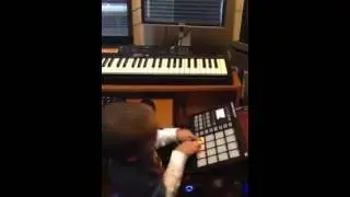 Amazing child future music producer