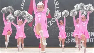 Mażoretki 'FORTIS' - Jeżowe / Majorettes | pom-pon stage classic cadet | Stalowa Wola