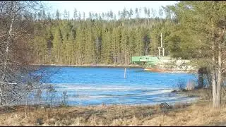 Vekara-rahtilaiva kev&auml;isell&auml; Kallavedell&auml;