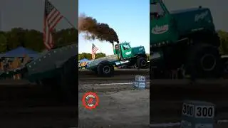 Green Ghost - Detroit 12v71 engine #fyp #pulling #truck #semitruck #valleytruckparts #greenghost