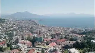 - Via Manzoni