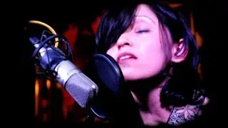 Laura Marie In The Music Room Studio Concert  