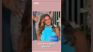 Клаудия Джордан получает цветы от Тамрона Холла и Эрики Кобб 🌸✨
